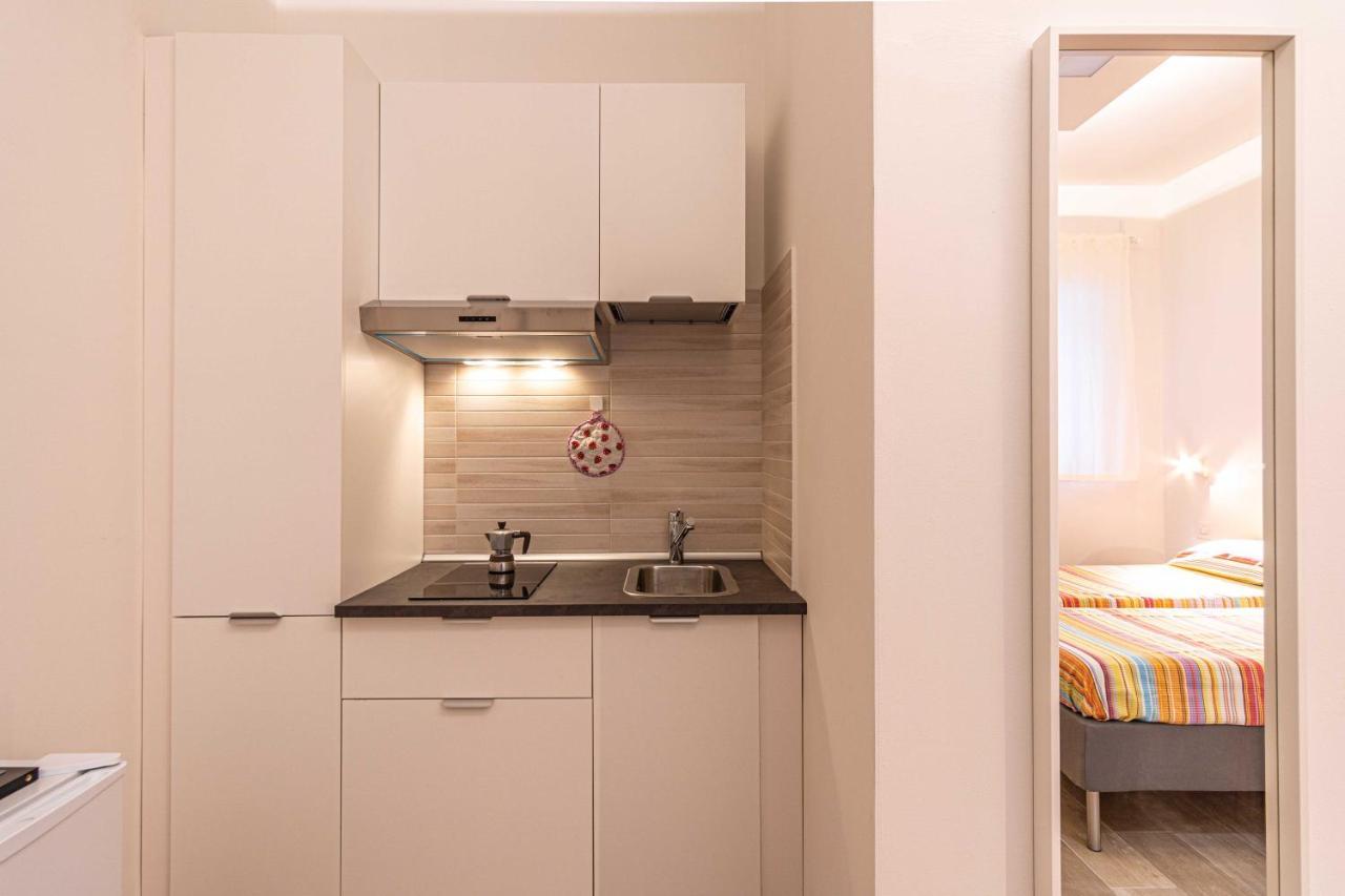 Seven Notes Guest House Bari Exterior photo