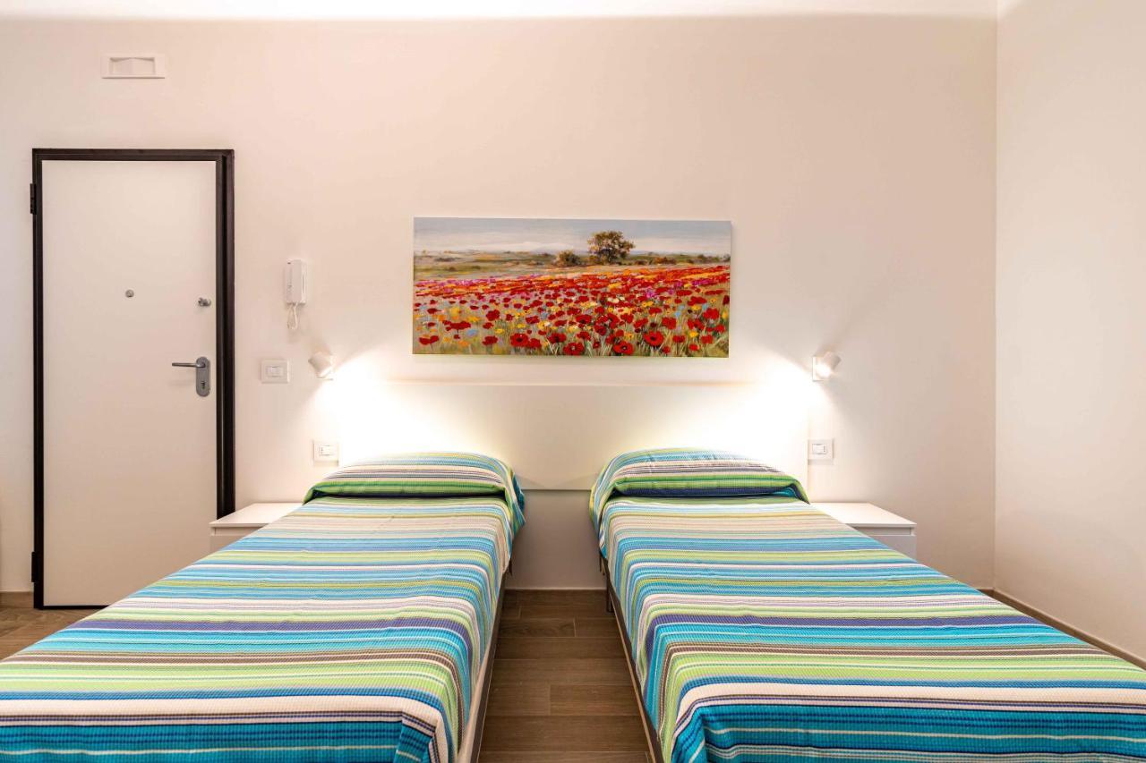 Seven Notes Guest House Bari Exterior photo