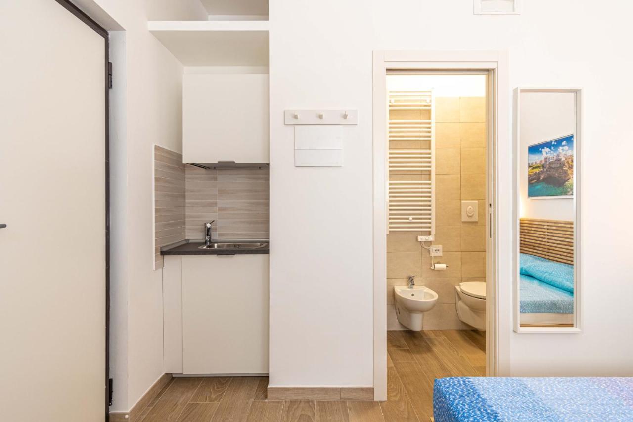 Seven Notes Guest House Bari Exterior photo