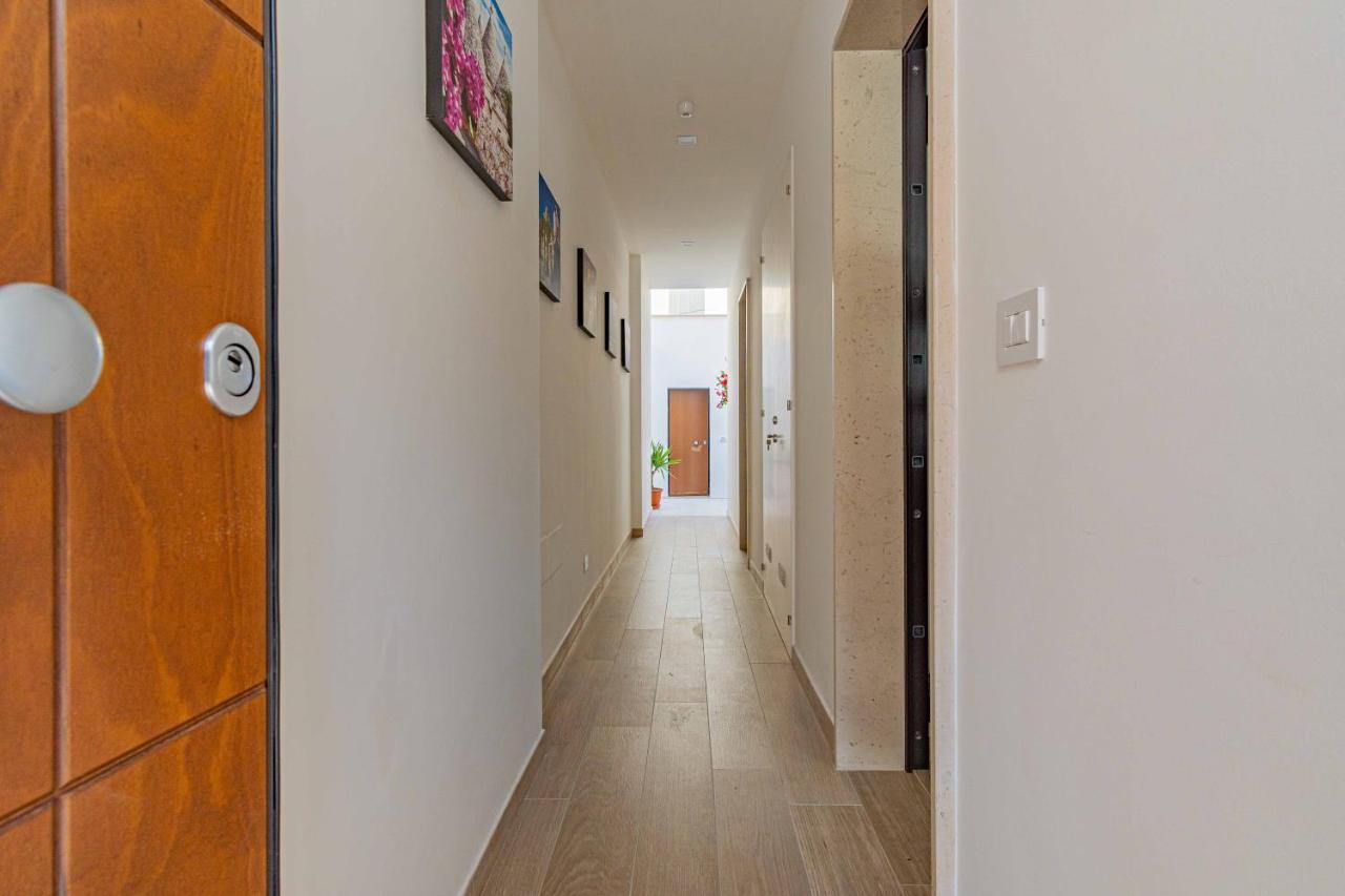 Seven Notes Guest House Bari Exterior photo